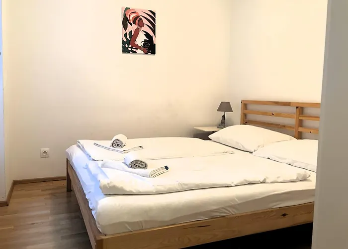 Casa Nostra - Ruhige Stadtwohnung Mit Balkon Апартаменти *