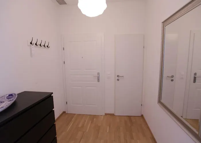 Casa Nostra - Ruhige Stadtwohnung Mit Balkon Апартаменти *